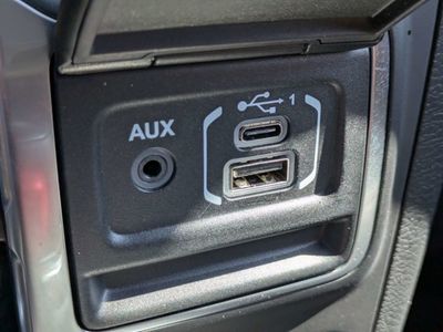2023 Jeep Wrangler - Photo 18