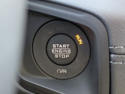 2026 Jeep Wrangler — photo 25 view