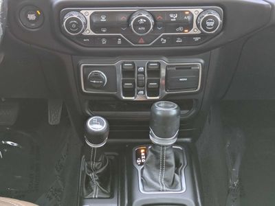 2021 Jeep Wrangler - Photo 17