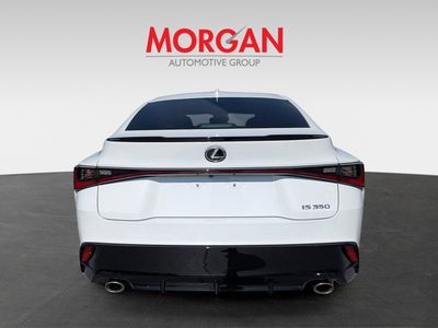 2024 Lexus IS - Photo 4