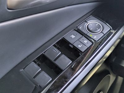 2024 Lexus IS - Photo 22