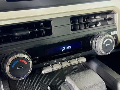 2024 Toyota Tacoma - Photo 19