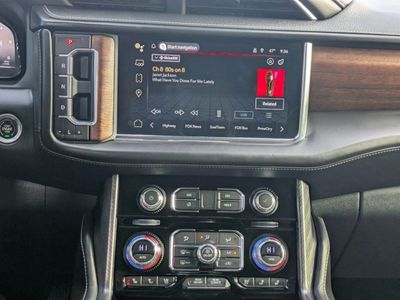 2023 GMC Yukon XL - Photo 16