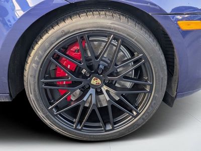 2022 Porsche Macan - Photo 9