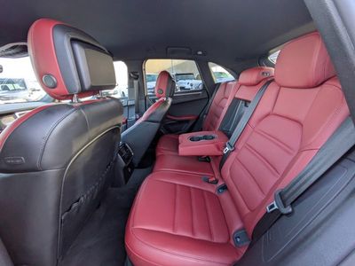 2022 Porsche Macan - Photo 11