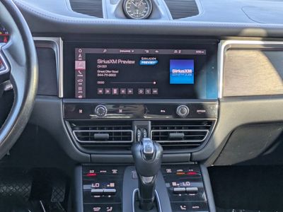 2022 Porsche Macan - Photo 15