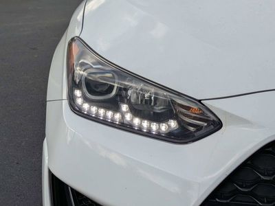 2021 Hyundai Veloster - Photo 9