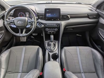2021 Hyundai Veloster - Photo 14