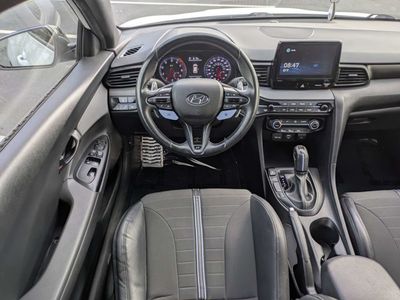 2021 Hyundai Veloster - Photo 15