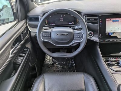 2024 Jeep Wagoneer - Photo 13