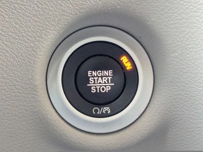 2024 Chrysler Pacifica - Photo 29
