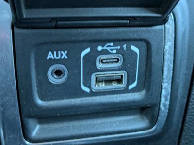 2019 Jeep Wrangler - Photo 16