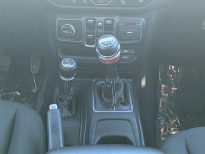 2019 Jeep Wrangler - Photo 14