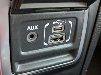 2026 Jeep Wrangler - Photo 19