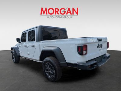 2026 Jeep Gladiator — detail view