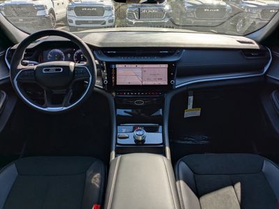 2026 Jeep Grand Cherokee - Photo 16