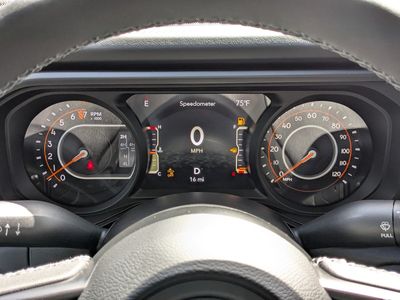 2026 Jeep Gladiator - Photo 26