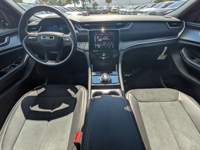 2025 Jeep Grand Cherokee L - Photo 13