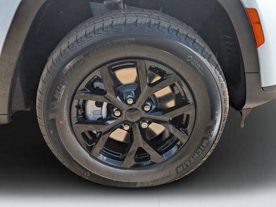 2025 Jeep Grand Cherokee L - Photo 9