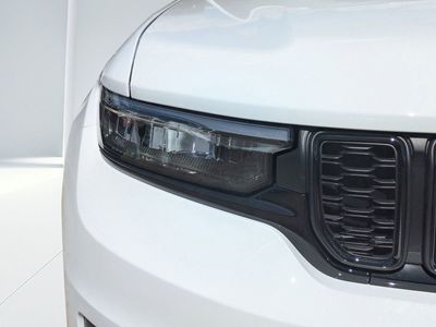 2025 Jeep Grand Cherokee L - Photo 8