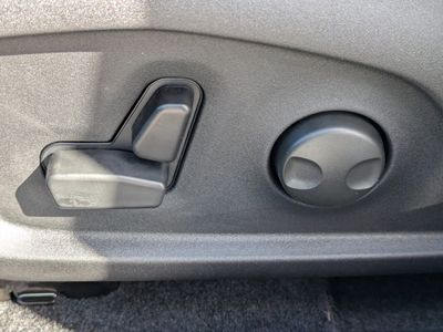 2026 Jeep Compass - Photo 18