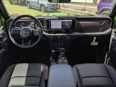 2026 Jeep Gladiator - Photo 15