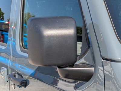 2026 Jeep Gladiator — photo 11 view