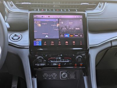 2025 Jeep Grand Cherokee L - Photo 17