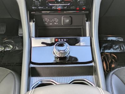 2025 Jeep Grand Cherokee - Photo 17