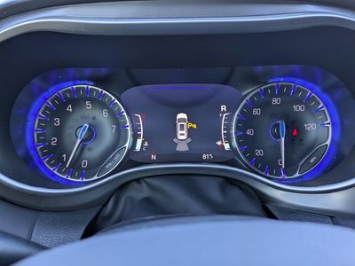 2026 Chrysler Voyager - Photo 23