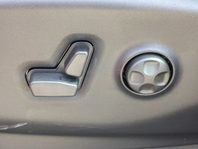 2026 Chrysler Pacifica - Photo 17
