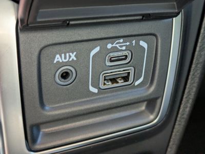 2026 Jeep Wrangler — photo 19 view