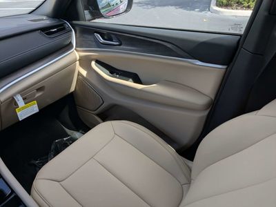 2026 Jeep Grand Cherokee - Photo 18