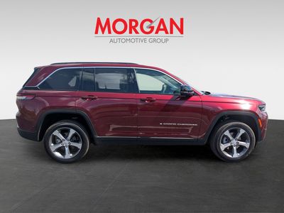 2026 Jeep Grand Cherokee - Photo 2