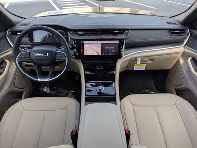 2026 Jeep Grand Cherokee - Photo 16