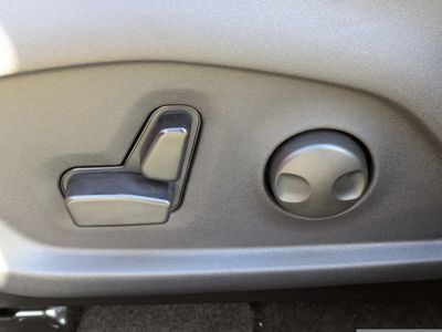 2026 Jeep Compass - Photo 18