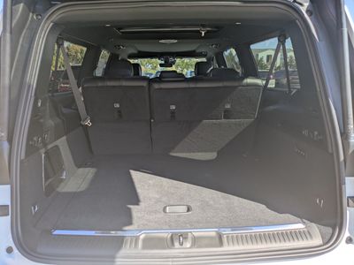 2026 Jeep Grand Wagoneer L - Photo 11