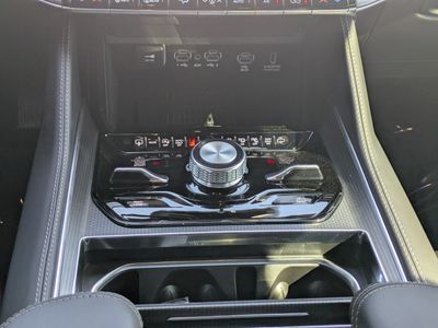 2026 Jeep Grand Wagoneer L - Photo 17