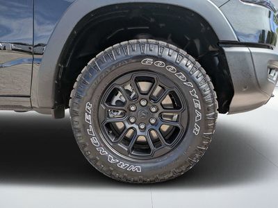 2026 Ram 1500 — photo 10 view