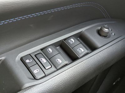 2026 Jeep Compass - Photo 21
