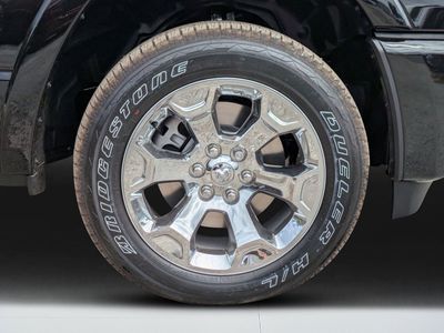 2026 Ram 1500 — photo 10 view