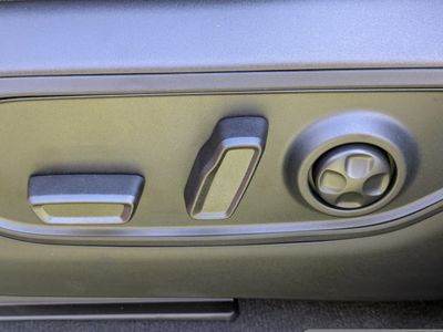2025 Jeep Grand Cherokee - Photo 18
