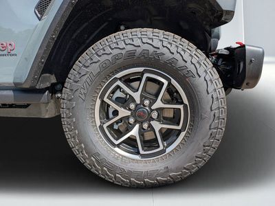 2026 Jeep Gladiator - Photo 10
