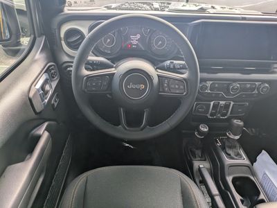 2026 Jeep Wrangler — photo 11 view