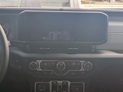 2026 Jeep Wrangler — photo 13 view