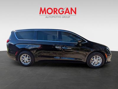 2026 Chrysler Voyager - Photo 2