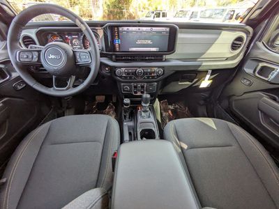 2026 Jeep Wrangler — photo 13 view