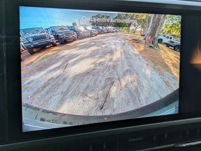 2026 Jeep Wrangler — photo 17 view