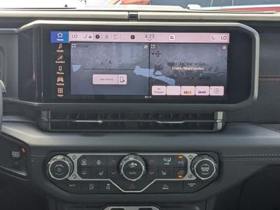 2026 Jeep Wrangler - Photo 18