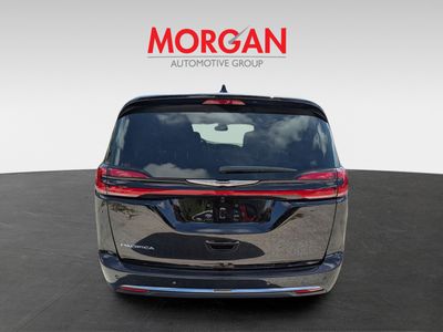 2026 Chrysler Pacifica - Photo 4